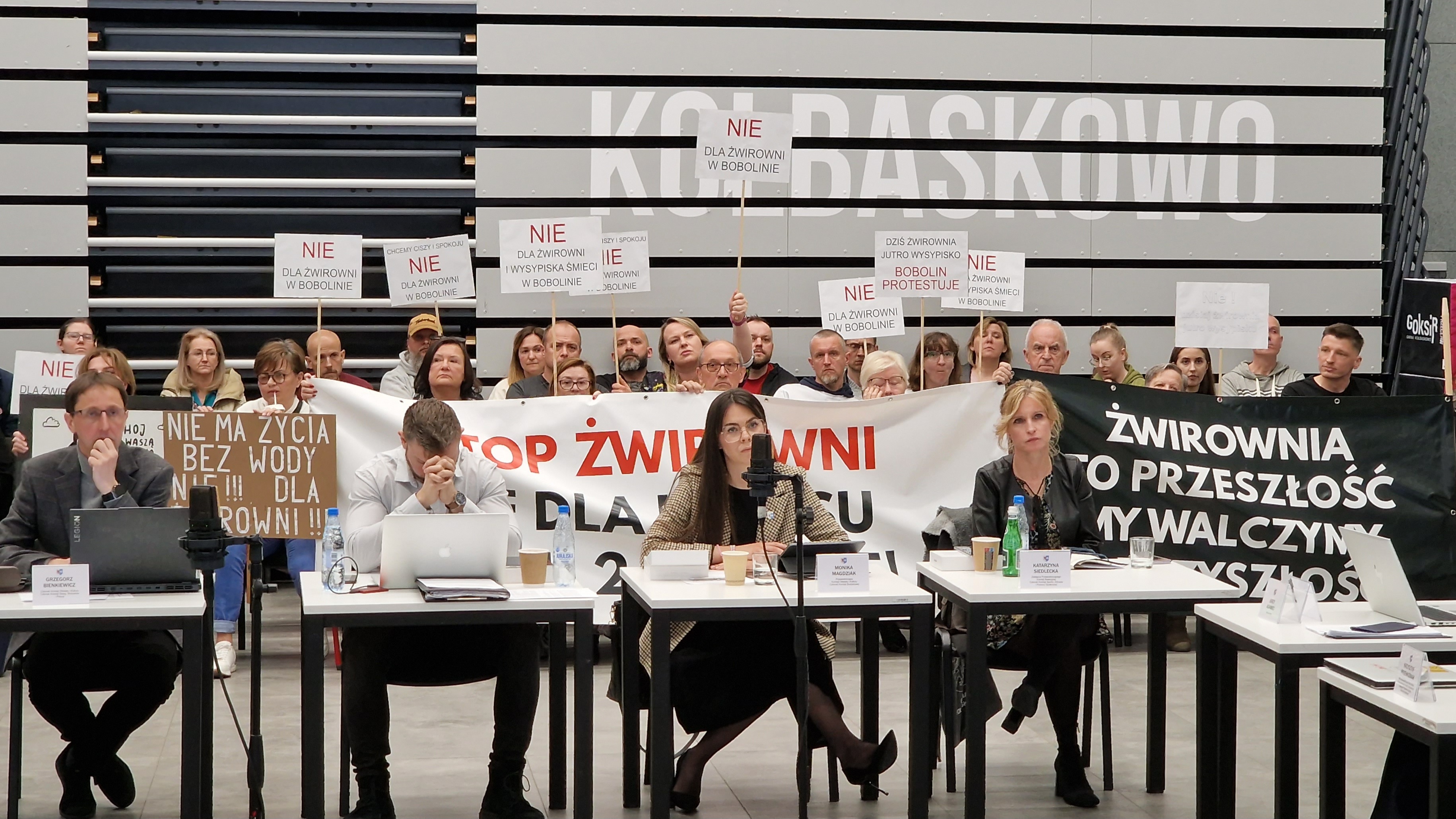 X Sesja Rady Gminy Kołbaskowo: bezpieczeństwo, fundusz sołecki i kontrowersje wokół planu zagospodarowania