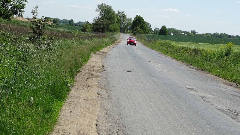Remont drogi Stobno – Będargowo coraz bliżej. Powiat działa etapami
