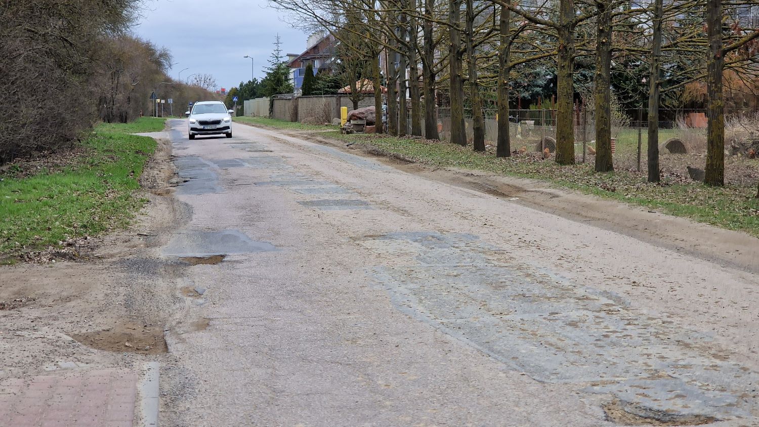 Aleja Śliwkowa w Warzymicach. Porozumienie między powiatem a gminą