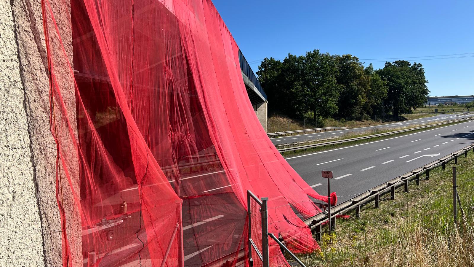 Utrudnienia na A6 przy wjeździe do Polski. Zamknięty pas ruchu w Kołbaskowie