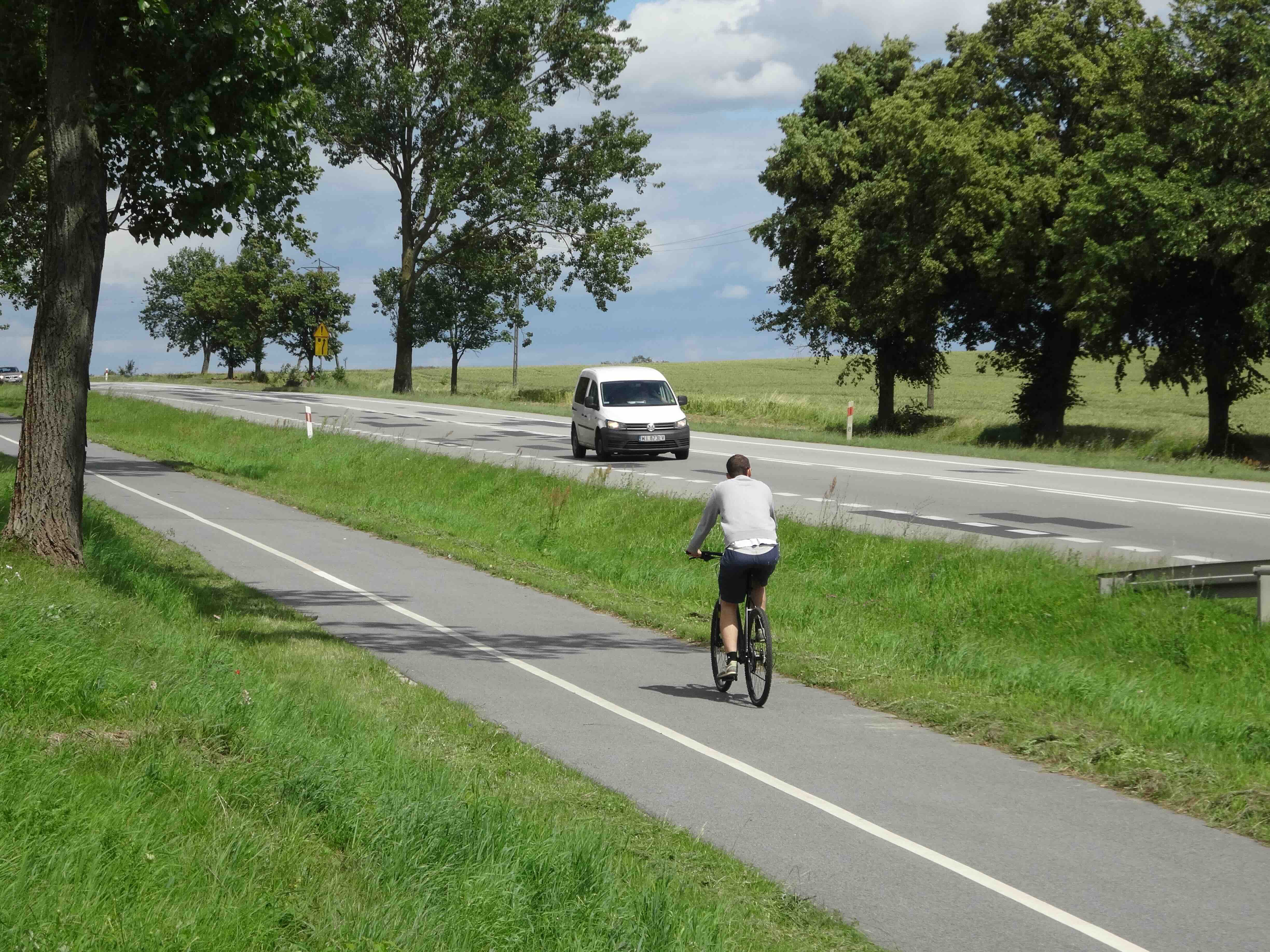 Jazda rowerem na „podwójnym gazie”? Grzywna nawet do 5000 tysięcy.