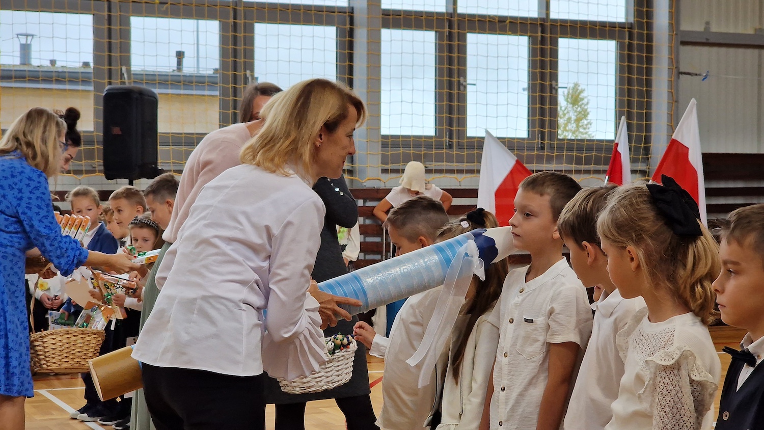 Będargowo. Pierwszaki oficjalnie rozpoczęły szkolną przygodę (WIDEO)