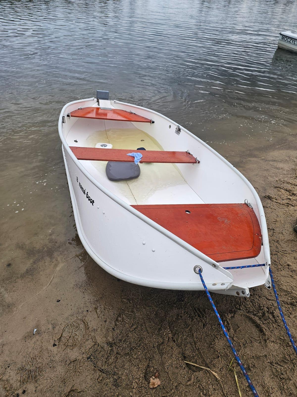 Wędkarz wypadł z łódki na Odrze. Pomogli ratownicy WOPR i strażacy z Kołbaskowa