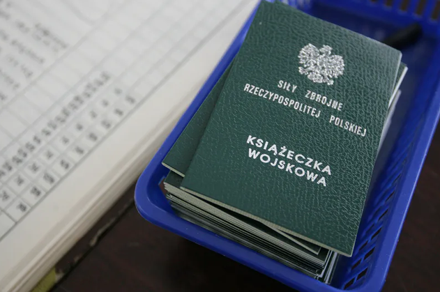 Kwalifikacja wojskowa 2026. Kto i gdzie musi się stawić?