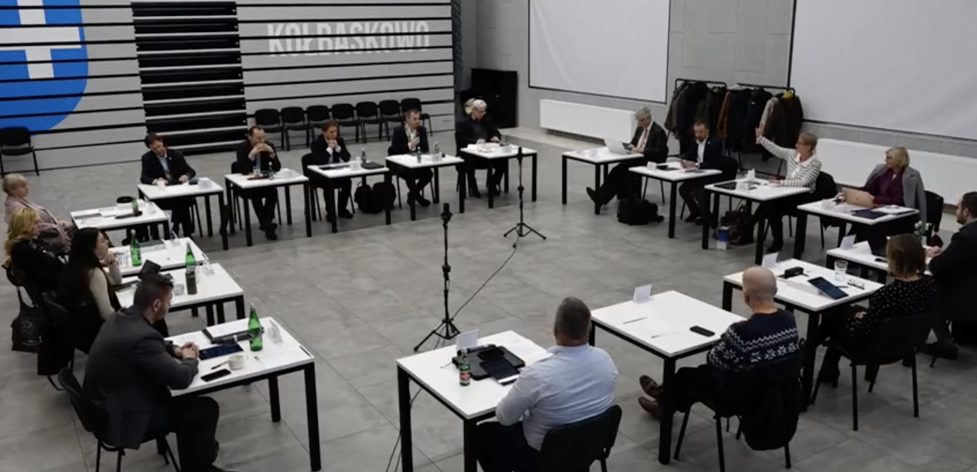 Burzliwa dyskusja na komisji. Planowana sesja Rady Gminy nie odbyła się.