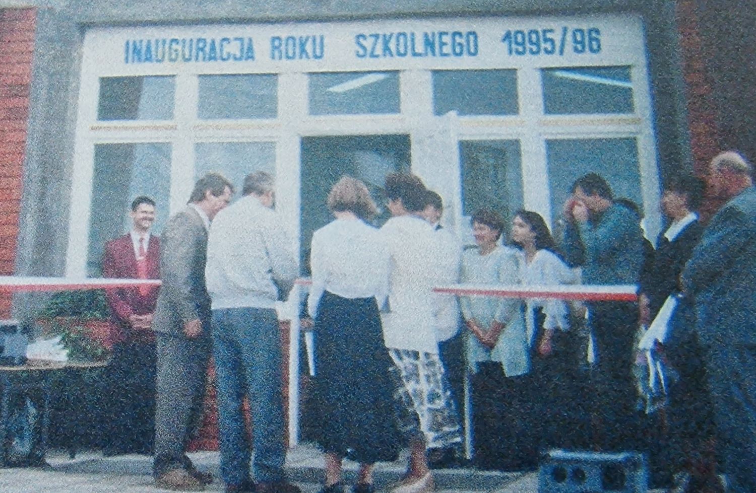 Tak 30 lat temu powstawała szkoła w Przecławiu. Jak wyglądały jej pierwsze dni?