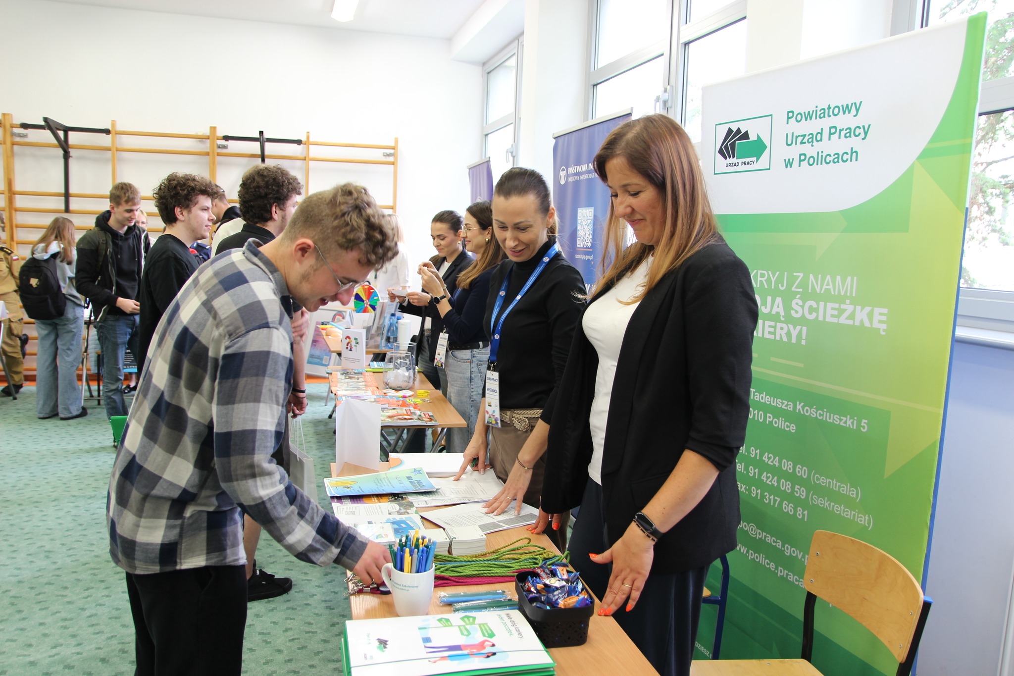 PUP Police: Od czerwca nowe zasady rejestracji i wyższe zasiłki