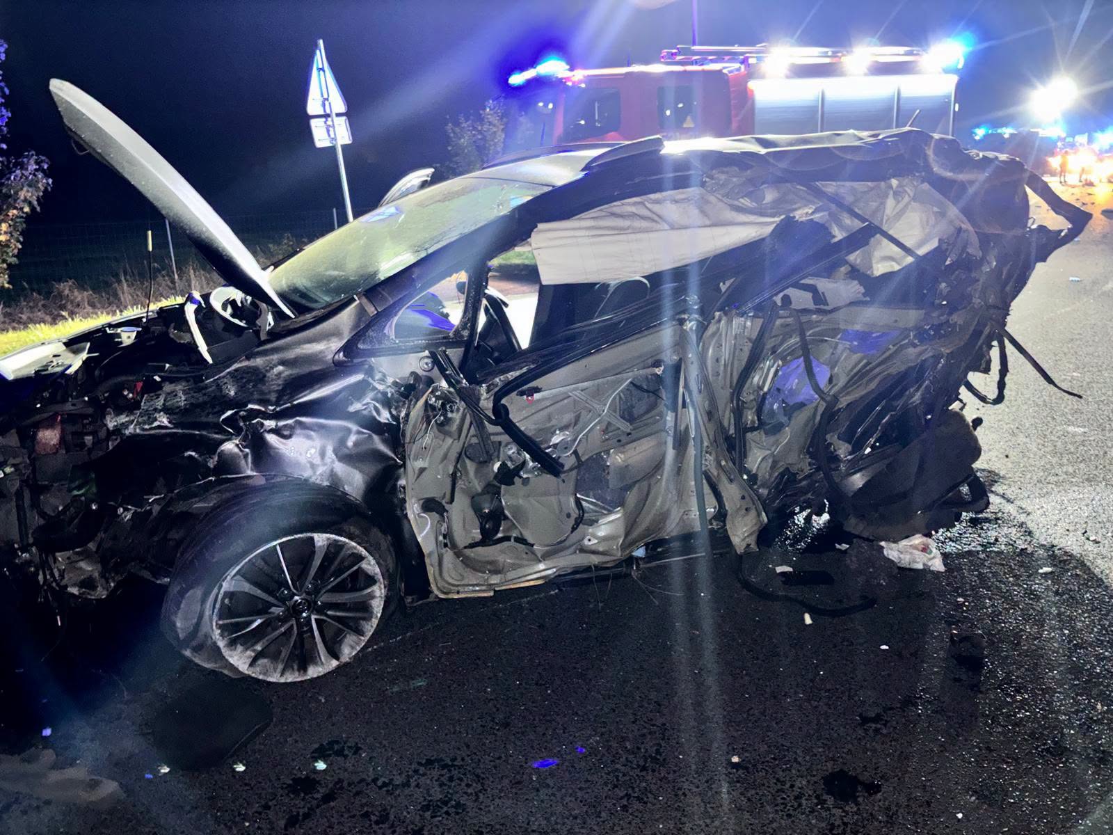 Śmiertelny wypadek na S10. BMW miało pędzić 270 km/h. Pasażer nagrywał