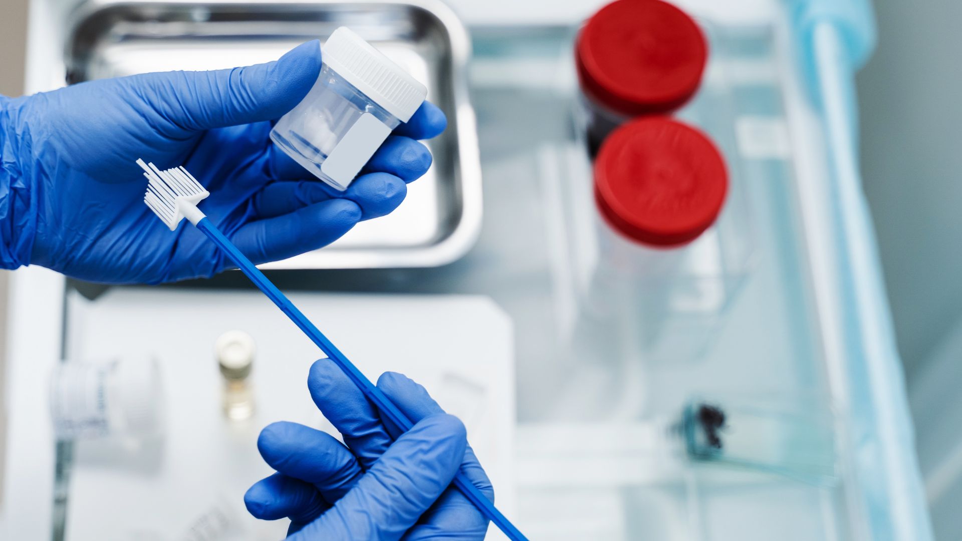 Cytologia pod lupą. Bezpłatne badanie, z którego wciąż korzysta zbyt mało kobiet