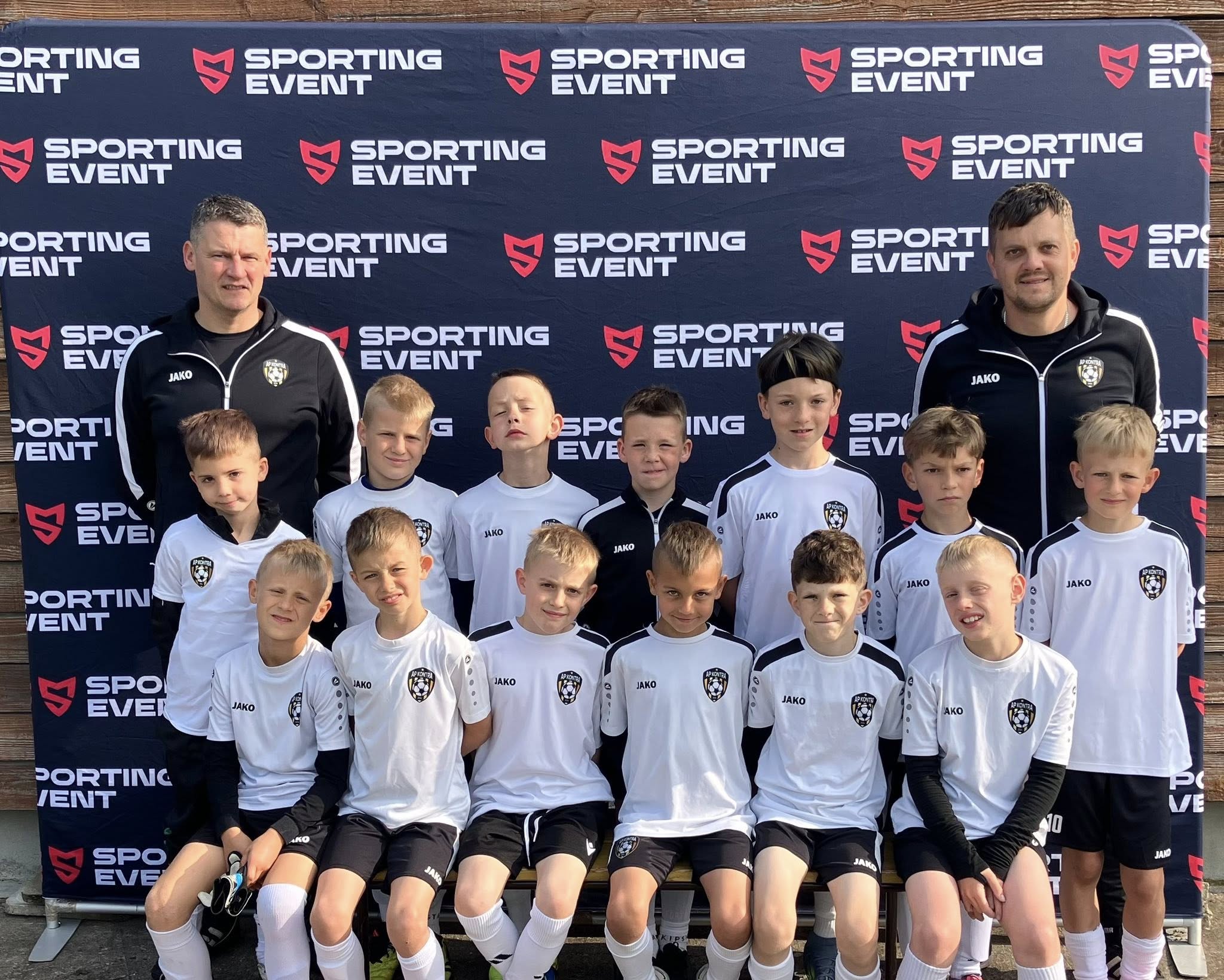 AP Kontra Przecław najlepszą polską drużyną w Paryżu