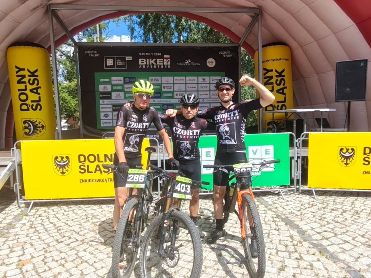 Czorty Warzymice z drugim miejscem drużynowo w Bike Adventure. Marcin Wierzycki do końca walczył o podium