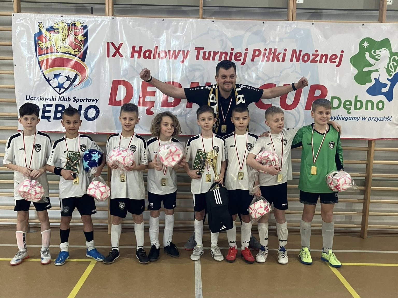 AP Kontra na boiskach regionu. Udane starty młodych piłkarzy w lidze i turniejach